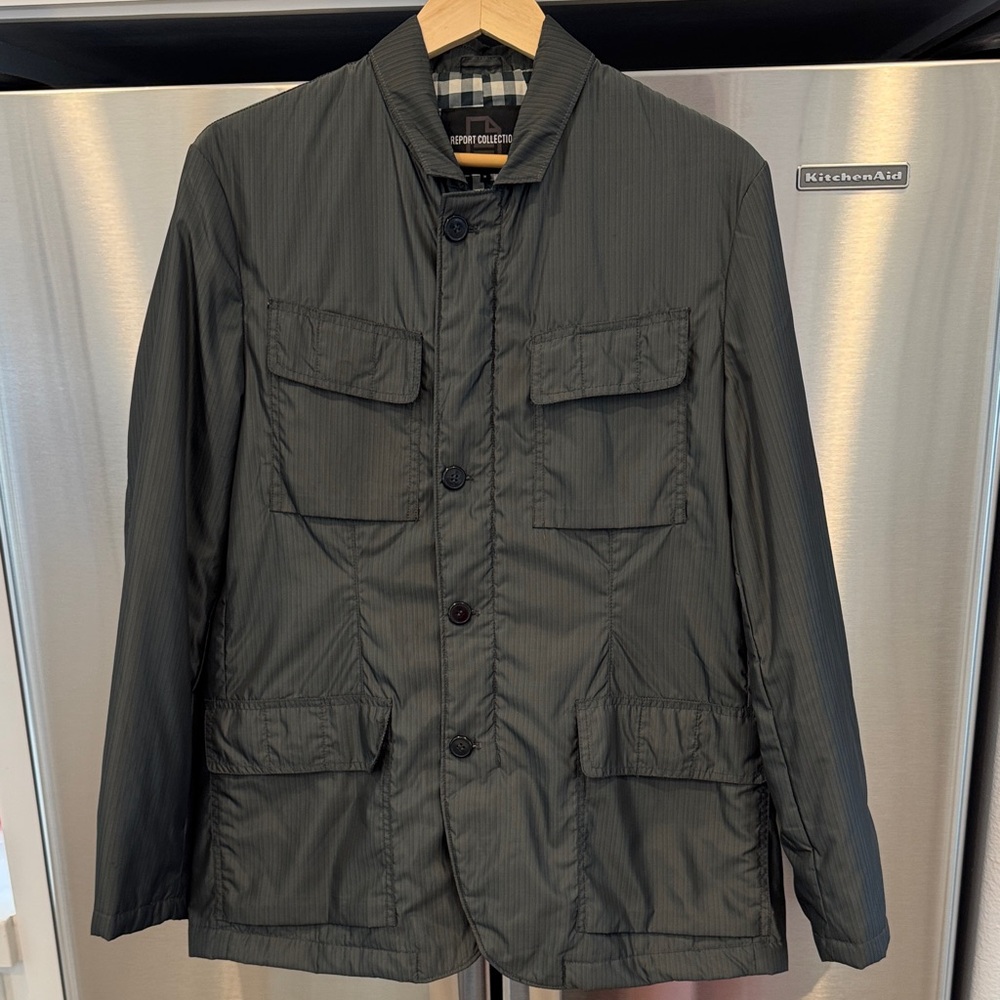 Report Collection dark Grey Jacket
Size Medium